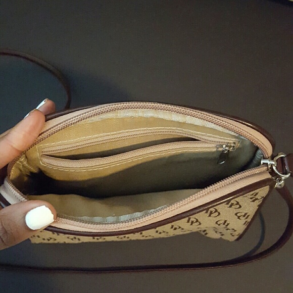 Purse - Picture 2 of 3