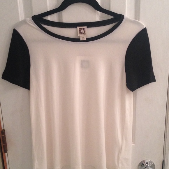 Anne Klein black and white top