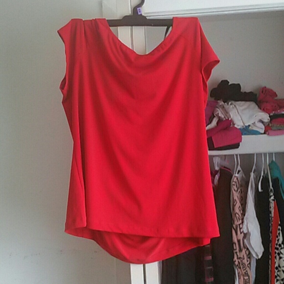 Red blouse - Picture 3 of 3