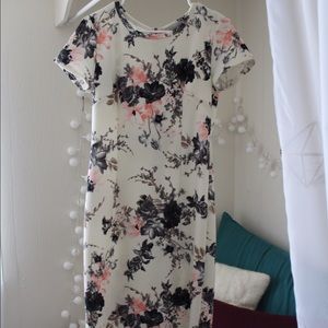 DOWNEAST boutique dress never been worn size M