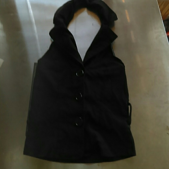 Collard black halter top - Picture 1 of 3