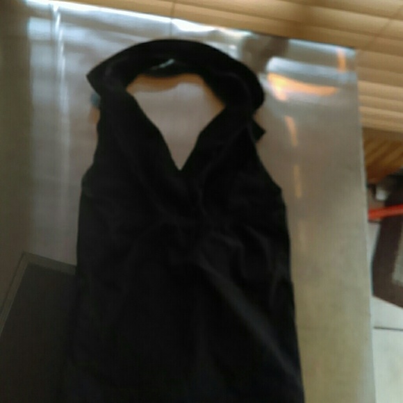 Collard black halter top - Picture 2 of 3