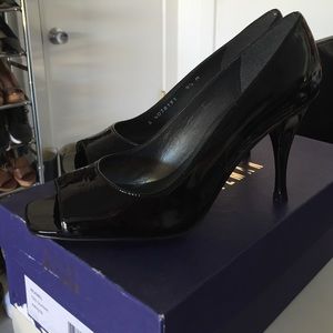 NWB Stuart Weitzman black patent peep toe sz 5.5