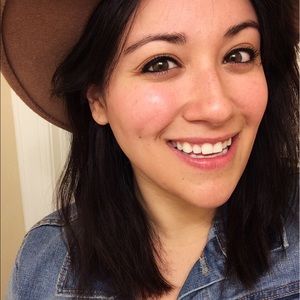 Meet your Posher, Zoë