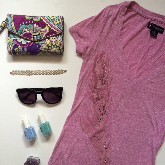 American Eagle Feather Graphic Tee