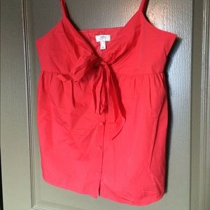 Loft coral tank with bow