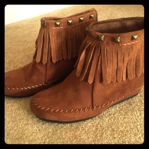 Moccasin wedge!