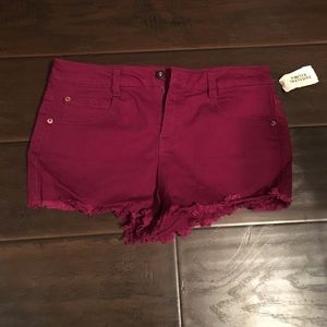 Maroon shorts size 28