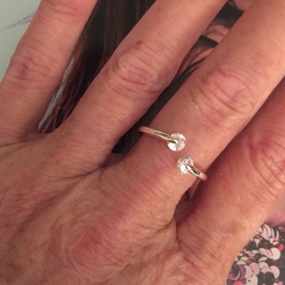 Simple Elegant Silver # S925 Crystal Ring Sz Adj - Picture 3 of 4