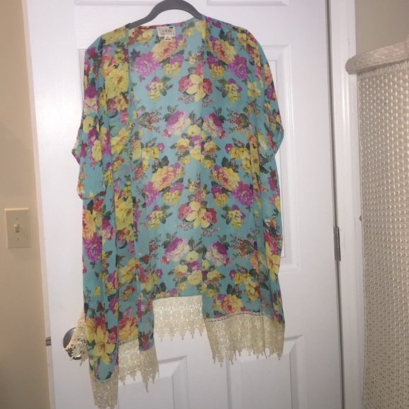 LA Hearts Hawaiian Kimono