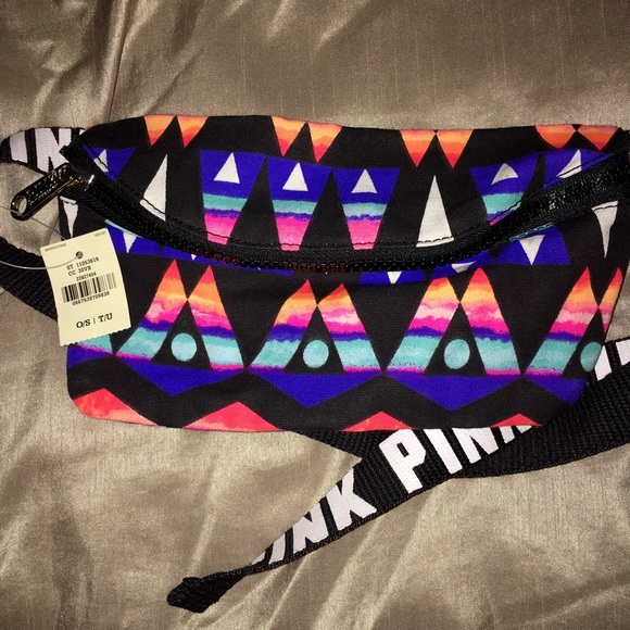 ✨ NWT Victoria's Secret Fanny Pack ✨
