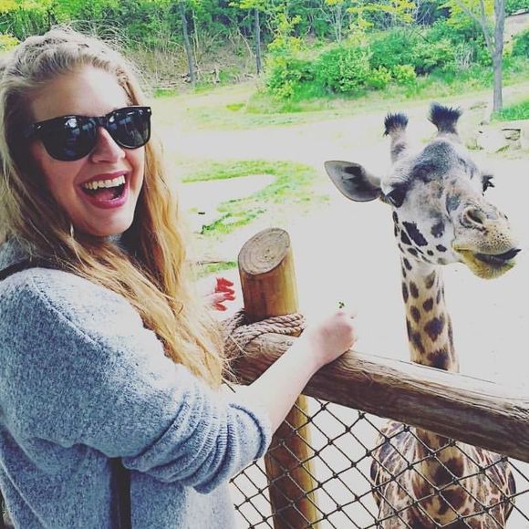 Meet your Posher, Jessica