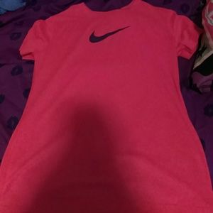 Nike Dri-fit shirt (kids)