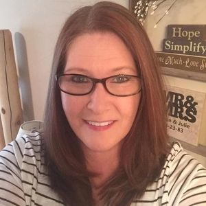 Meet your Posher, Julie