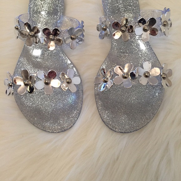 •LAST 1•  Floral Studded Glitter Jelly Sandals - Picture 3 of 4