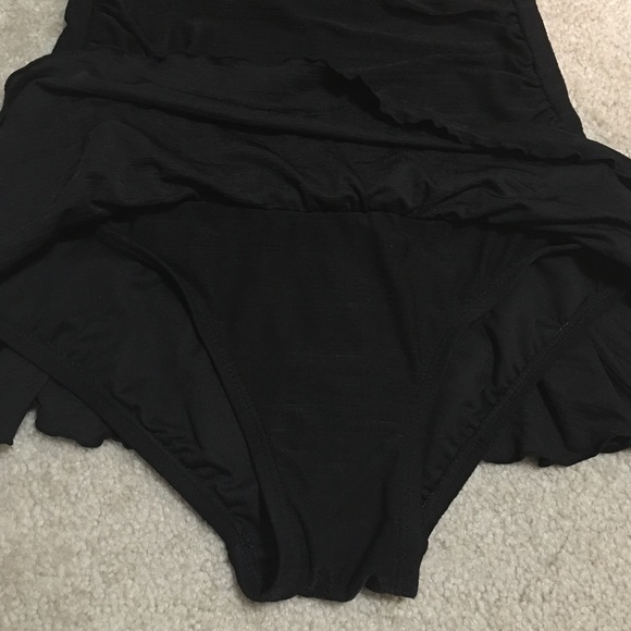 💜Bathing suit 💜 - Picture 3 of 4