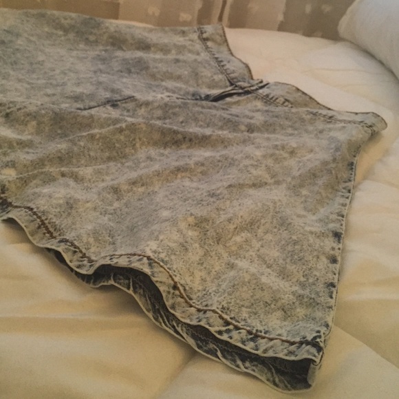Acid Wash Denim Circle Skirt - Picture 4 of 4
