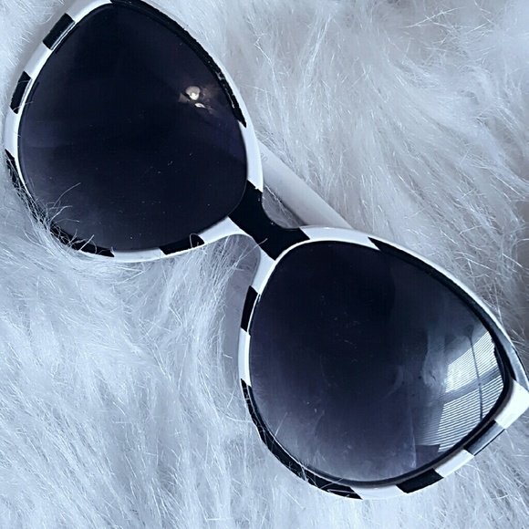 Sold - Picture 2 of 2