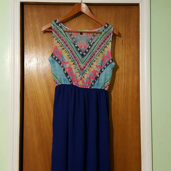 Maxi dress - Picture 2 of 3