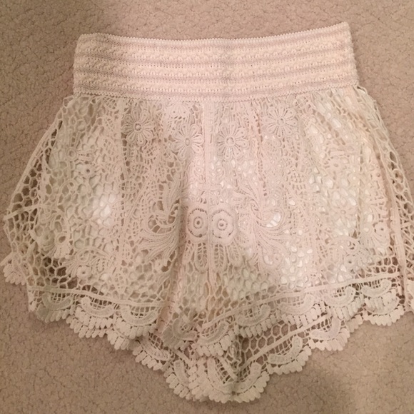 Lace shorts