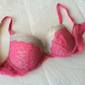 🚫🚫SOLD🚫🚫 Dream Angels Plunge Bra