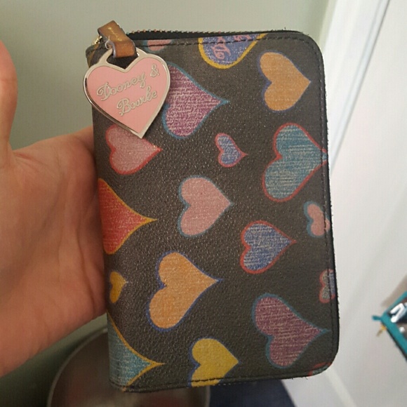 Dooney & Bourke