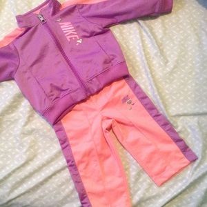 Nike sweatsuit
