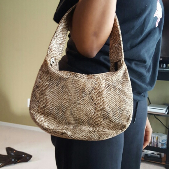 Purse - Picture 2 of 2