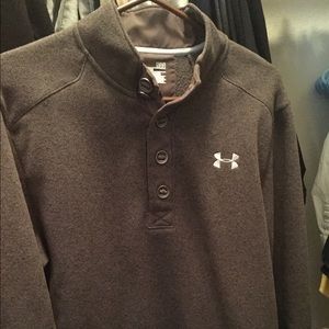 Men's Underarmour Sweater