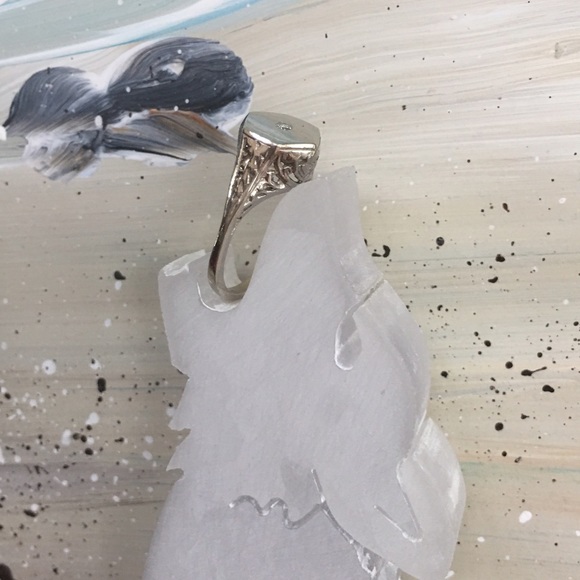 Vintage 14kt WG Diamond Ring - Picture 2 of 4