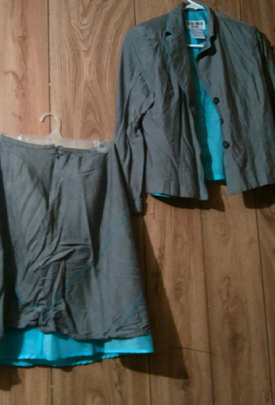 Blue and gray skirt set