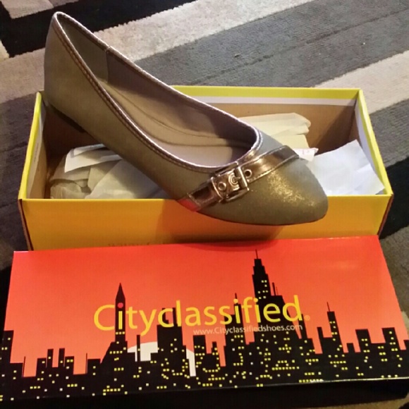 Shoes - Picture 2 of 3