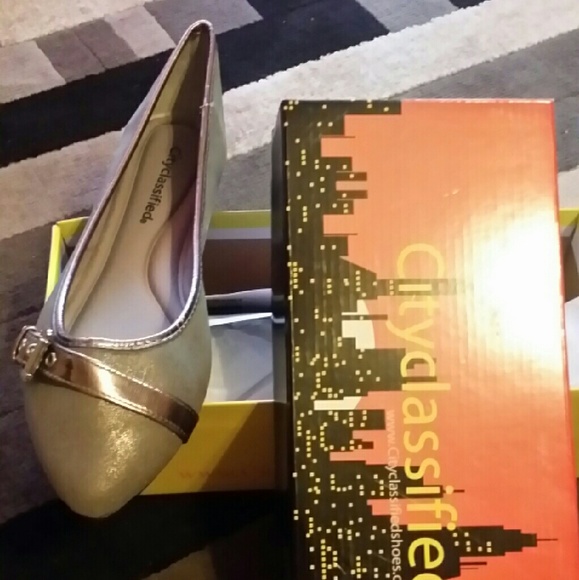 Shoes - Picture 3 of 3