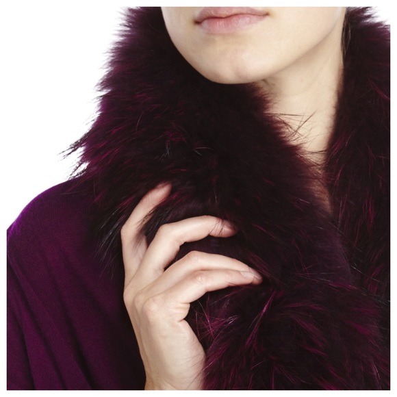 SOLD ON AKZNYC - Picture 4 of 4