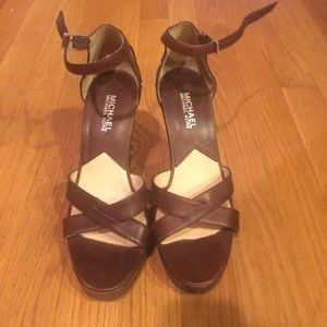 Michael Kors wedge size 7