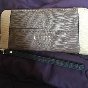 Guess wallet