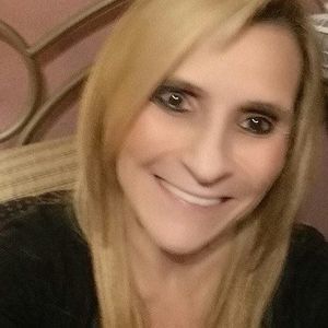 Meet your Posher, Connie