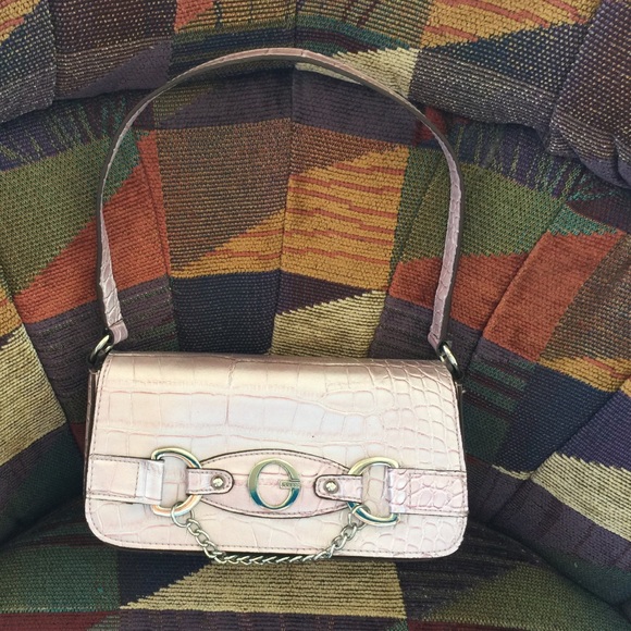 Lilac purse