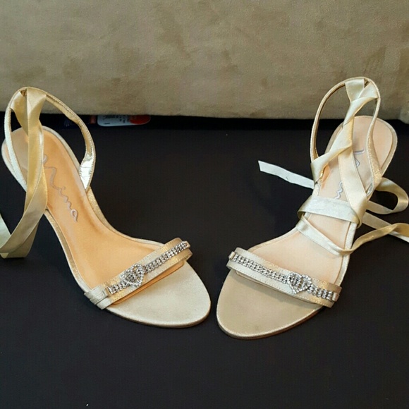 Womens Laced Shoe's