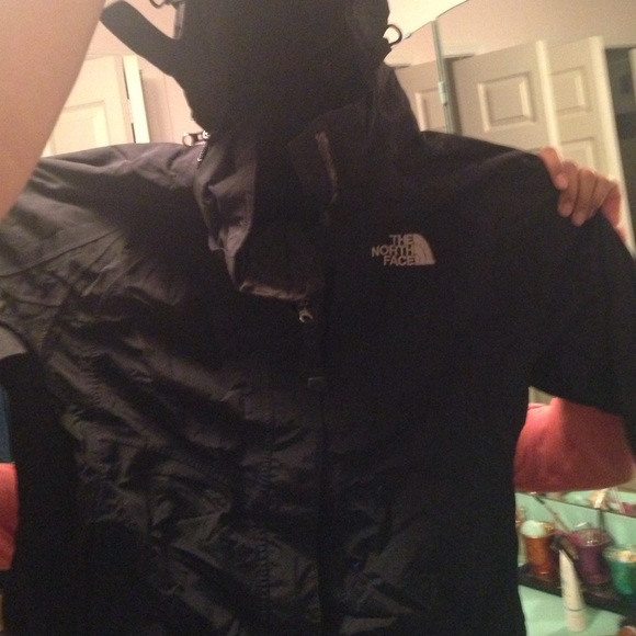 northface rain jacket