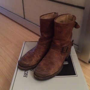 Veronica Back Zip Short Frye Boots