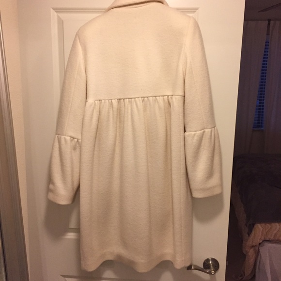 White Club Monaco winter coat - Picture 3 of 3