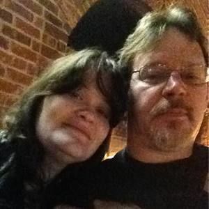 Meet your Posher, Dee