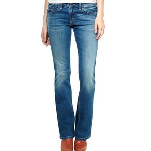 Women's 518 Levis Superlow boot cut blue jeans