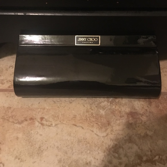 Black clutch