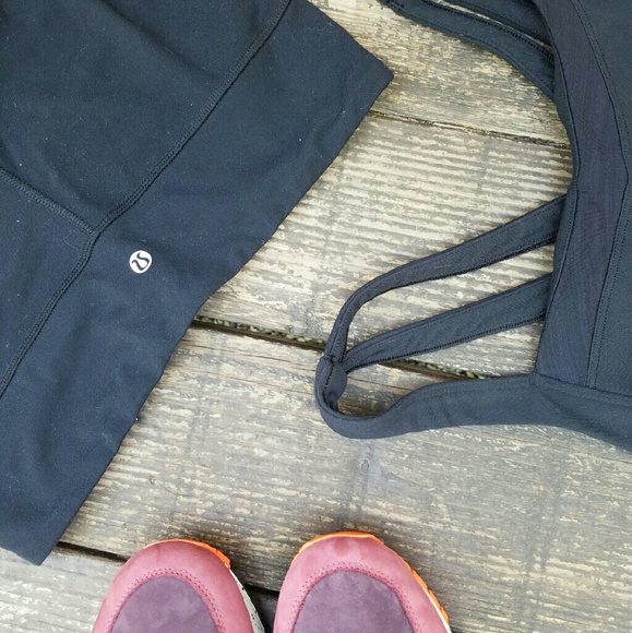 Lululemon quarter yoga pants