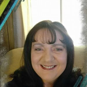 Meet your Posher, Angie