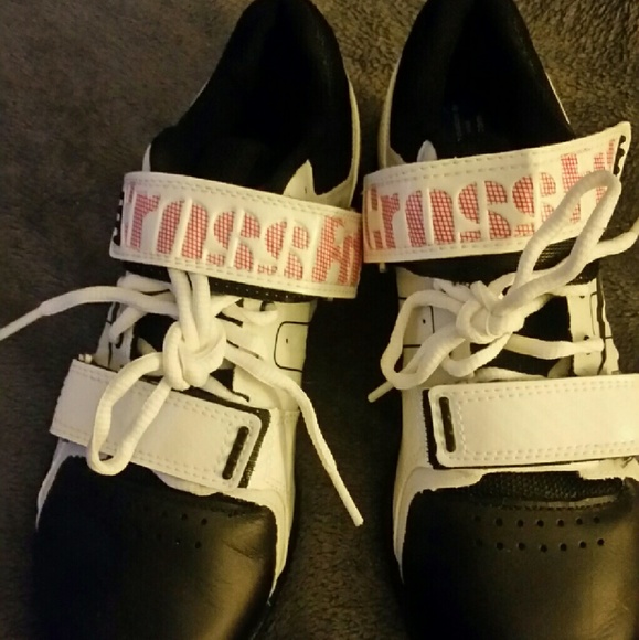 Lifting shoes