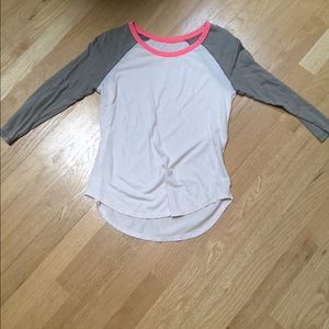 American Eagle baseball tee