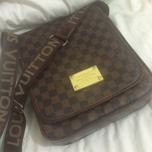 Louis Vuitton monogram cross body